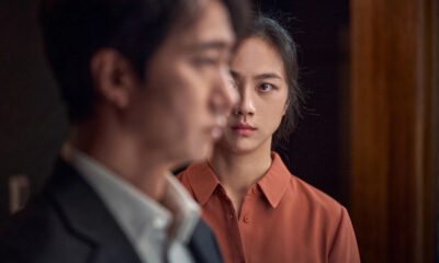 Zdjęcie okładkowe wpisu: Podejrzana – recenzja filmu (8. WKFF). Kryminał zakazanych uczuć