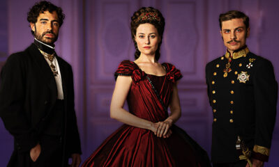 Zdjęcie okładkowe wpisu: Rozmawiamy z gwiazdami serialu Sisi – Dominique Devenport, Jannikiem Schümannem i Giovannim Funiatim