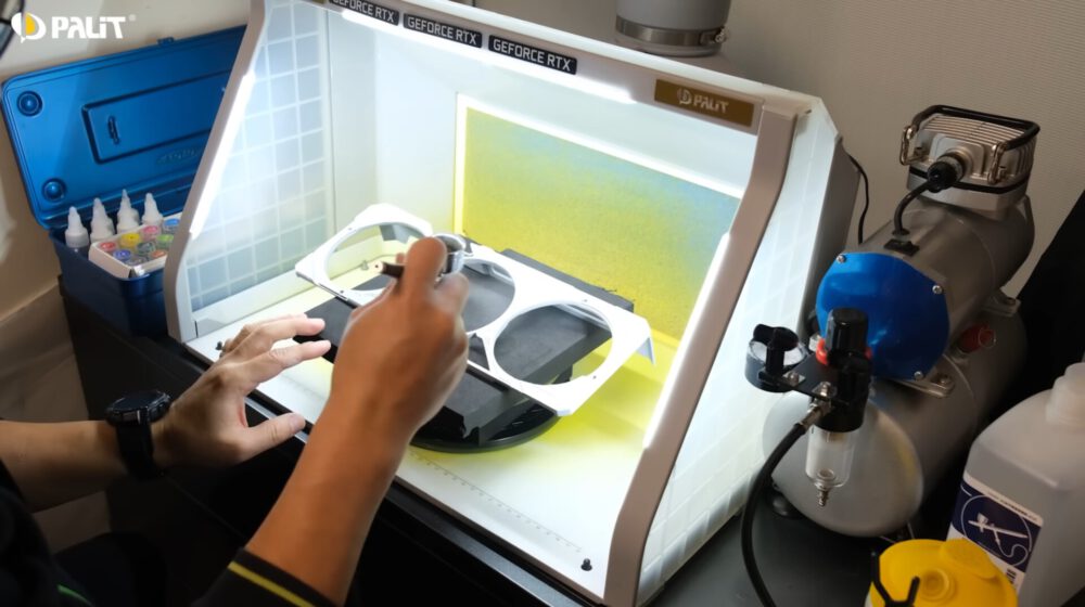 Zdjęcie okładkowe wpisu: Stwórz swoją własną kartę graficzną! Oto Maker