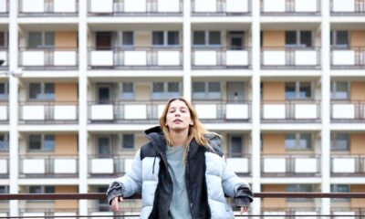 Zdjęcie okładkowe wpisu: Zadra – recenzja filmu. (Nie)słodziakowy las