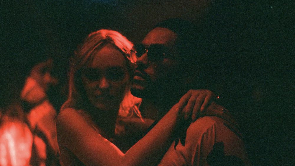 Zdjęcie okładkowe wpisu: Idol z Lily Rose Depp i The Weeknd otrzymał nowy zwiastun! Znamy datę premiery
