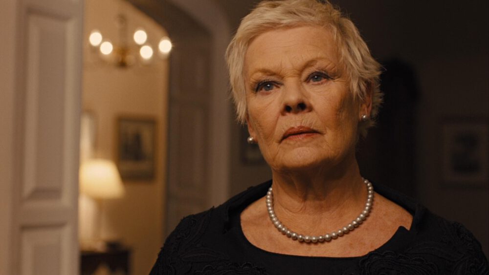 Zdjęcie okładkowe wpisu: Judi Dench o problemach ze wzrokiem na planie filmowym