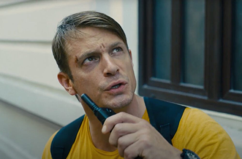 Zdjęcie okładkowe wpisu: Joel Kinnaman nie chciał mówić przez 2 miesiące. Tak przygotowywał się do roli w Silent Night