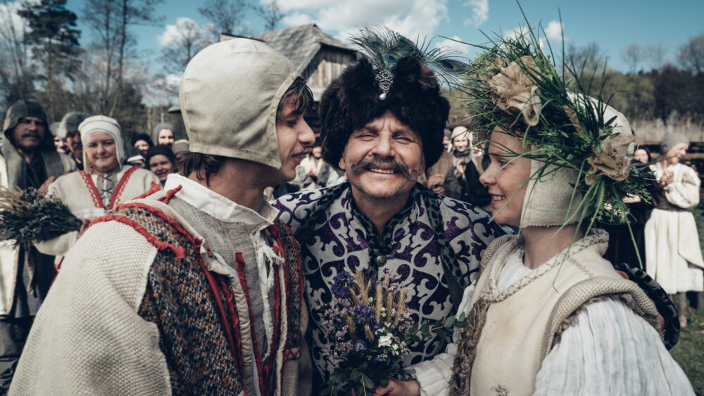 Zdjęcie okładkowe wpisu: Świeża porcja czarnego humoru w sarmackim stylu w nowym zwiastunie serialu 1670