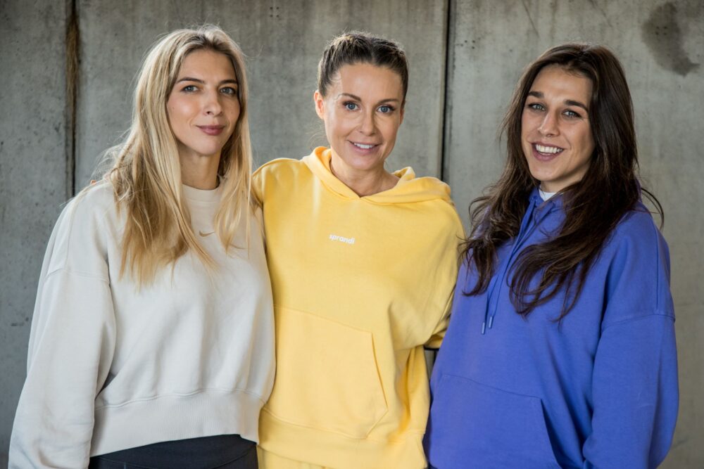 Zdjęcie okładkowe wpisu: Małgorzata Rozenek-Majdan pod okiem Joanny Jędrzejczyk i Zofii Szawernowskiej w programie Pokonaj mnie, jeśli potrafisz