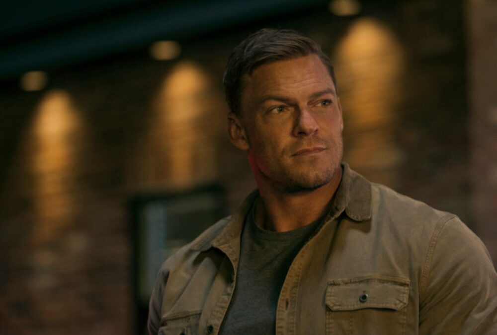 Zdjęcie okładkowe wpisu: Alan Ritchson gwiazdą War Machine. Film trafi na Netflix