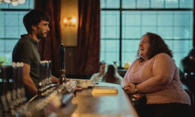 Zdjęcie okładkowe wpisu: Reniferek – recenzja serialu. W labiryncie strachu i wstydu