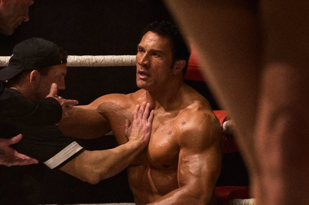 Zdjęcie okładkowe wpisu: Niekwestionowany mistrz świata wagi ciężkiej u boku Dwayne’a Johnsona. Oleksandr Usyk dołącza do obsady filmu The Smashing Machine