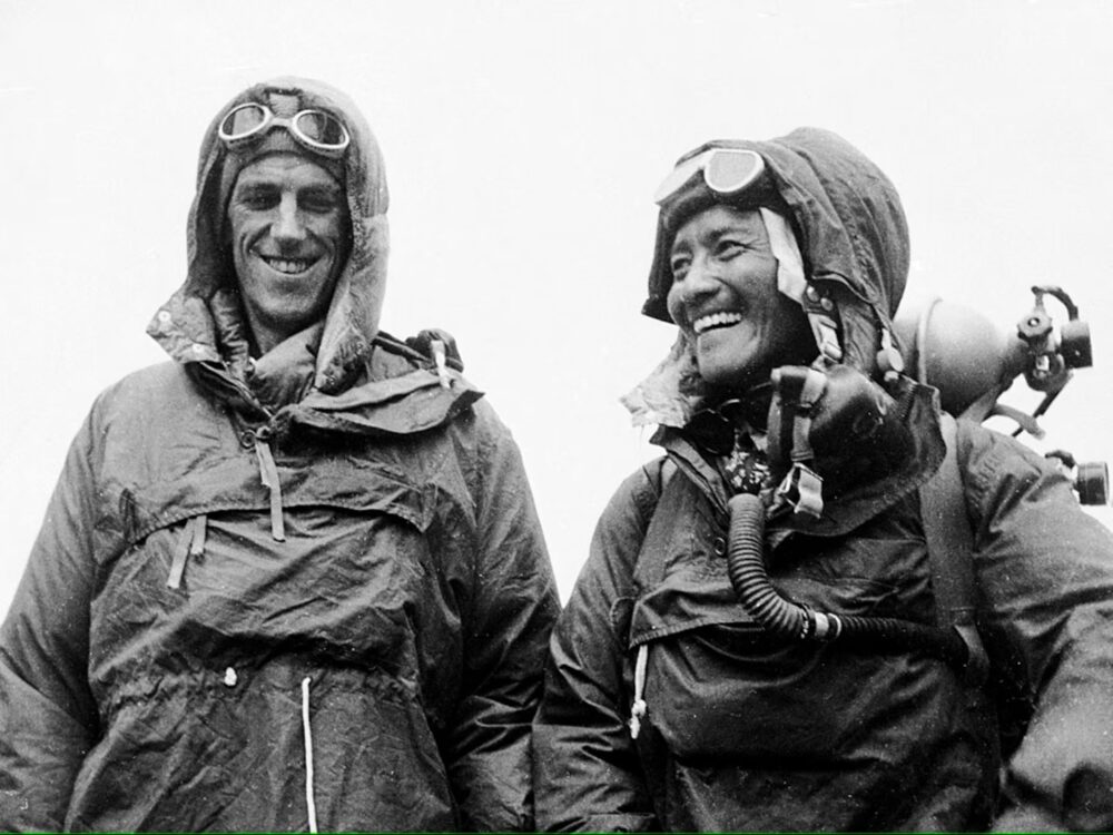 Zdjęcie okładkowe wpisu: Tenzing w rękach Apple. Gwiazdami filmu Tom Hiddleston i Willem Dafoe