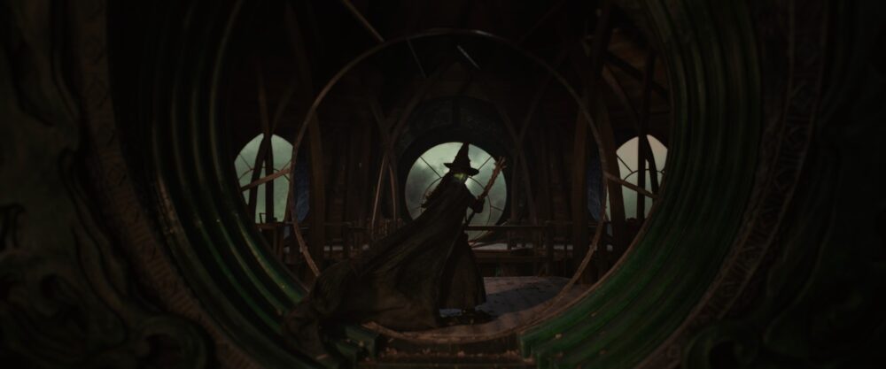 Zdjęcie okładkowe wpisu: Nowa zapowiedź filmu Wicked: Part One. Gwiazdy nie kryją wzruszenia