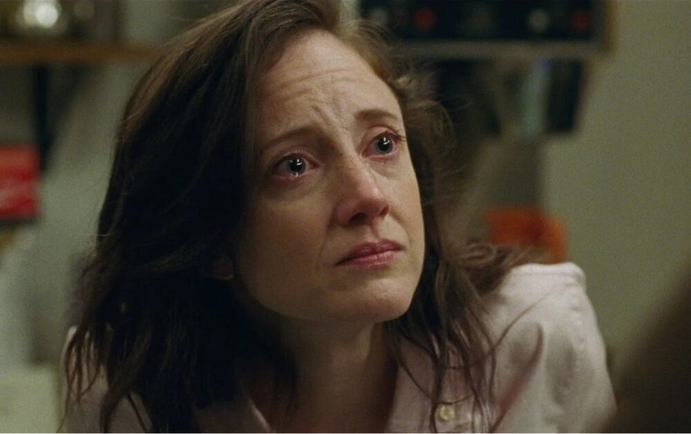 Zdjęcie okładkowe wpisu: Andrea Riseborough jako Isabella Blow w biografii o królowej kapeluszy!
