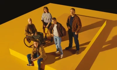 Zdjęcie okładkowe wpisu: Drużyna A(A) – alkoholicy szmuglują spirytus w zwiastunie nowego filmu twórców hitu Johnny