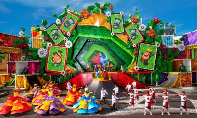 Zdjęcie okładkowe wpisu: Zobaczyliśmy wyjątkowy spektakl „Alice and the Queen of Hearts: Return to Wonderland” w Disneylandzie w Paryżu!