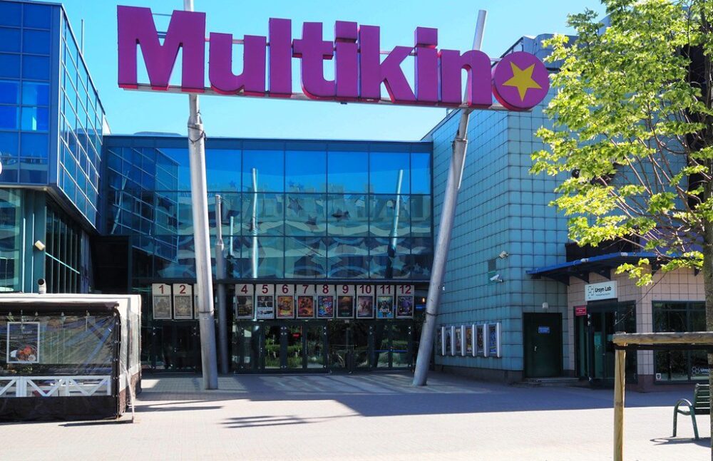 Zdjęcie okładkowe wpisu: Multikino Ursynów zamyka ostatecznie swoje drzwi 18 sierpnia – pozostały tylko dwa miesiące filmowych emocji
