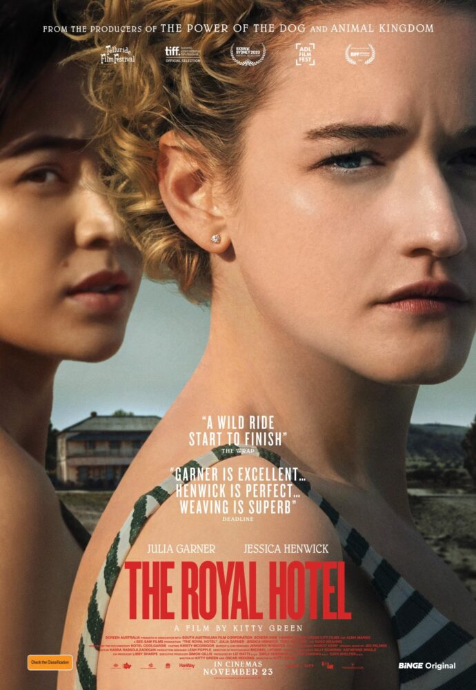 Zdjęcie okładkowe wpisu: The Royal Hotel- recenzja. Z plecakiem przez Australię