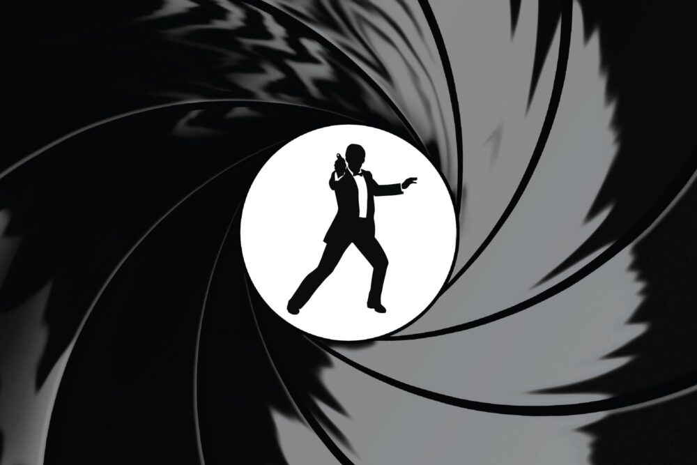 Zdjęcie okładkowe wpisu: Były James Bond ogłasza przejście na emeryturę