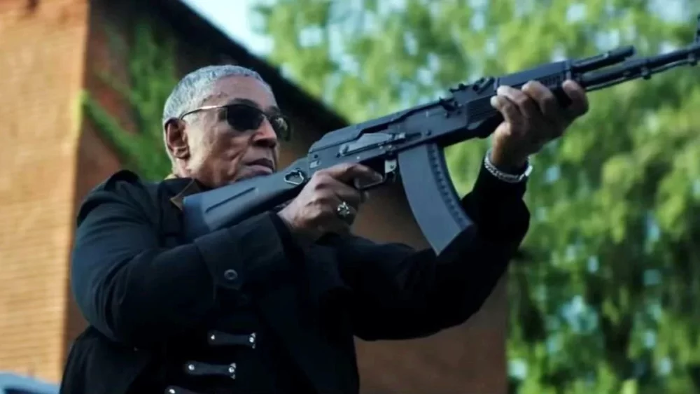 Zdjęcie okładkowe wpisu: Postać grana przez Giancarlo Esposito tajemnicą? Nikt nie wie kim jest
