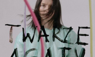 Zdjęcie okładkowe wpisu: Twarze Agaty – recenzja filmu. Cierpienie sposobem na wielkość?