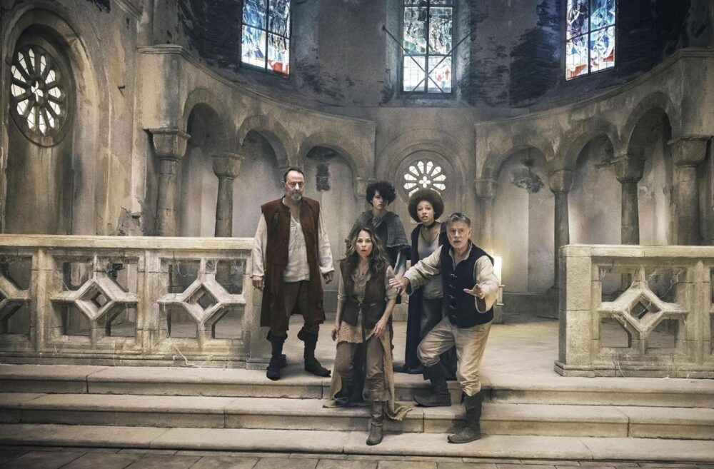 Zdjęcie okładkowe wpisu: Pierwszy zwiastun filmu Wilkołaki. Jean Reno gwiazdą nowego fantasy Netflixa