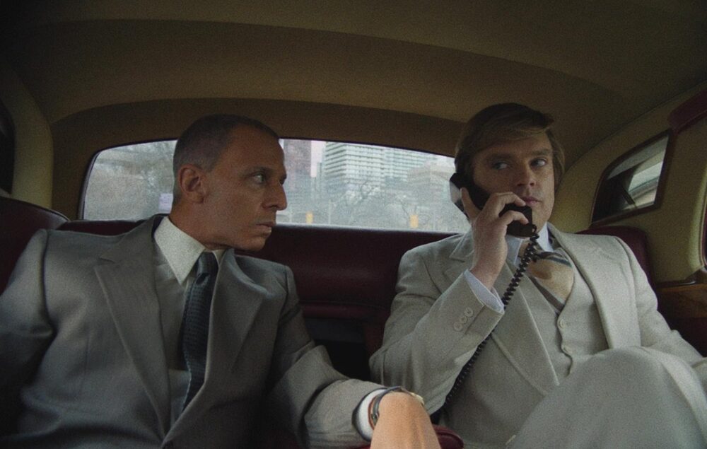 Zdjęcie okładkowe wpisu: Nowy klip z filmu The Apprentice. Jak brzmi Sebastian Stan jako Donald Trump?