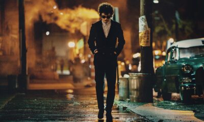 Zdjęcie okładkowe wpisu: Timothée Chalamet wyrusza w muzyczną podróż jako Bob Dylan. Zobaczcie nowy zwiastuni filmu Kompletnie nieznany