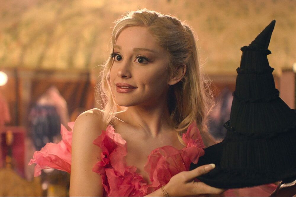 Zdjęcie okładkowe wpisu: Ariana Grande zwraca uwagę na podwójne standardy. Chodzi o jej akcent w Wicked