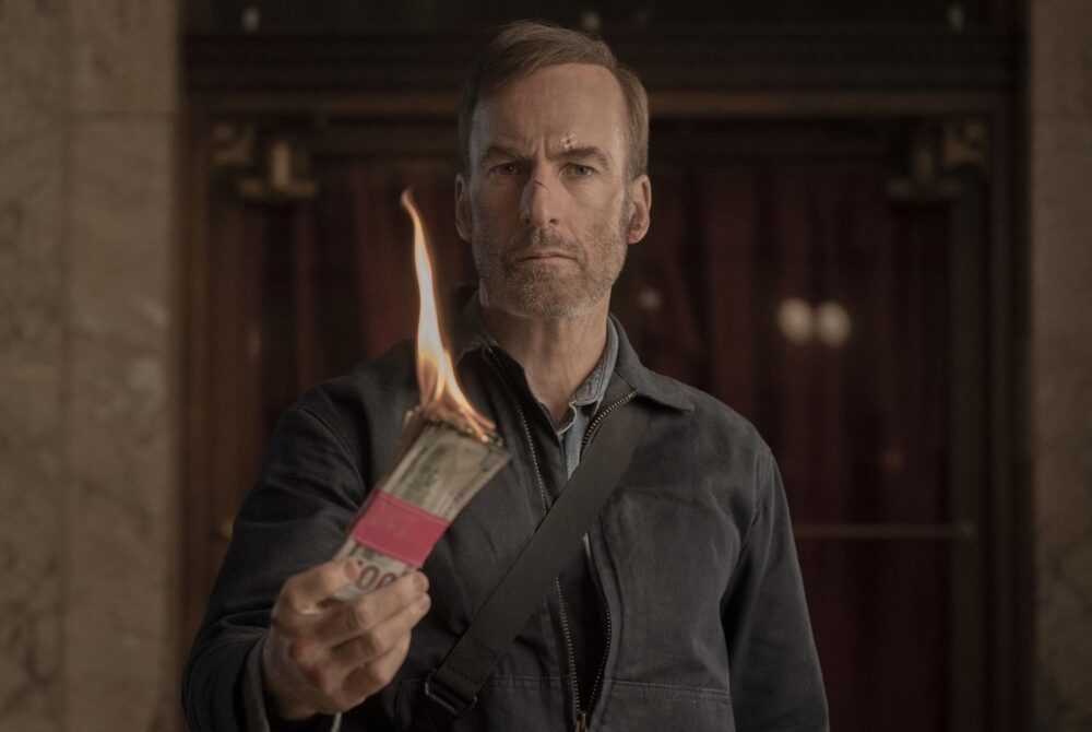 Zdjęcie okładkowe wpisu: Bob Odenkirk na pierwszym zdjęciu z filmu Nobody 2. Szykuje się krwawy powrót Hutcha Mansella
