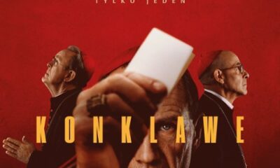Zdjęcie okładkowe wpisu: Konklawe – recenzja filmu. Ostatni sprawiedliwy w żmijowisku