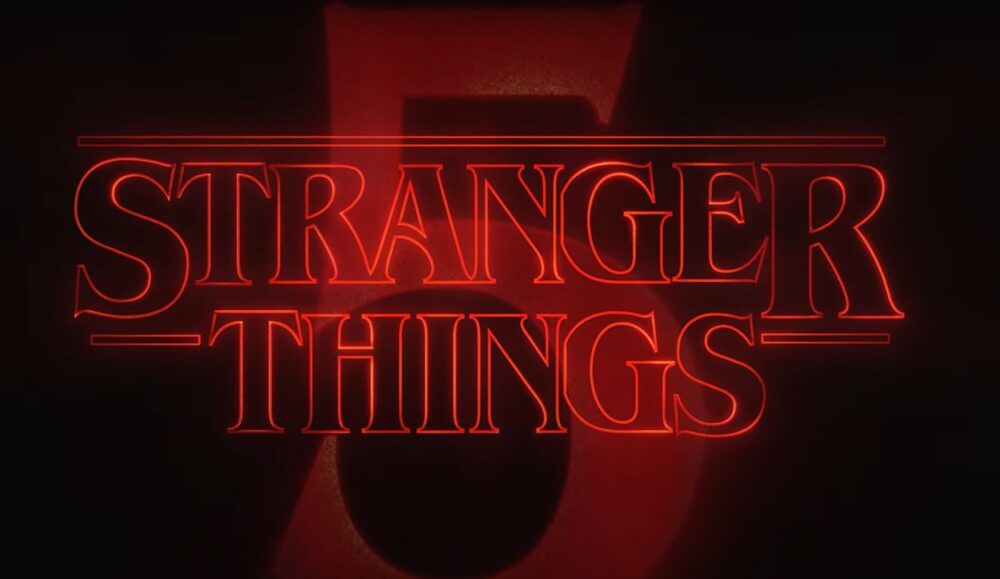 Zdjęcie okładkowe wpisu: Nowa zapowiedź Stranger Things zdradza nazwy odcinków 5. sezonu hitu Netflixa. Jeden z nich ocenzurowano