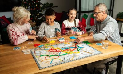Zdjęcie okładkowe wpisu: 10 najlepszych gier planszowych na świąteczne prezenty