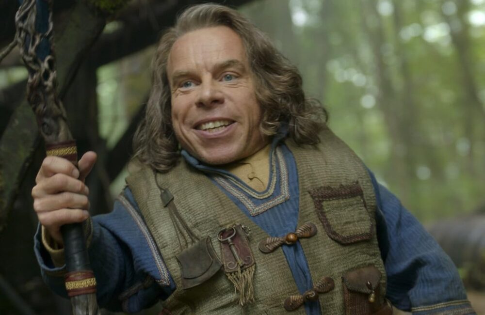 Zdjęcie okładkowe wpisu: Warwick Davis idzie na wojnę z Disney+? Aktor wypomina platformie usunięcie serialu Willow