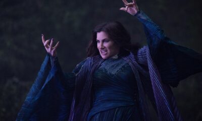 Zdjęcie okładkowe wpisu: Więcej magii w karierze Kathryn Hahn? Aktorka przymierzana do roli matki Gertrudy w wersji live-action filmu Zaplątani