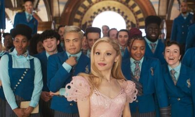 Zdjęcie okładkowe wpisu: Trwają prace na remakiem filmu 9 to 5. Ariana Grande o plotkach łączących ją z projektem