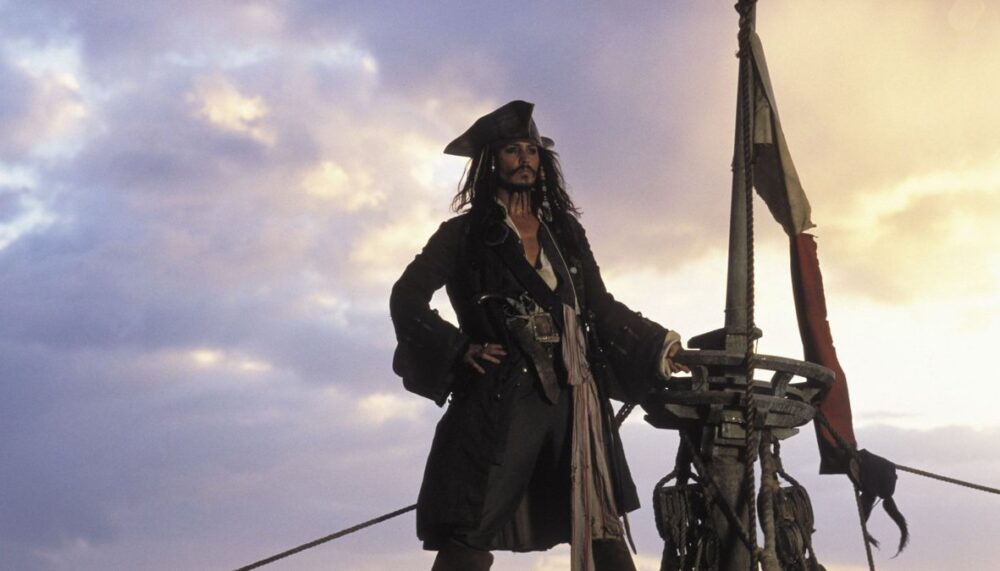 Zdjęcie okładkowe wpisu: Johnny Depp w Piratach z Karaibów 6? Nowe doniesienia sugerują powrót aktora