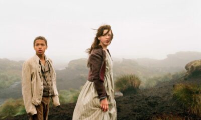 Zdjęcie okładkowe wpisu: Kuszące usta na pierwszym zdjęciu promującym Wichrowe Wzgórza