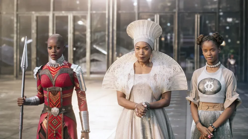 Zdjęcie okładkowe wpisu: Angela Bassett okradziona z Oscara za rolę matki Czarnej Pantery? Aktorka: “Zasłużyłam na to”