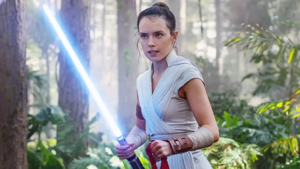 Zdjęcie okładkowe wpisu: Daisy Ridley przyznaje, że nie chce wystąpić w nowym Harrym Potterze. „Uwielbiam te występy”