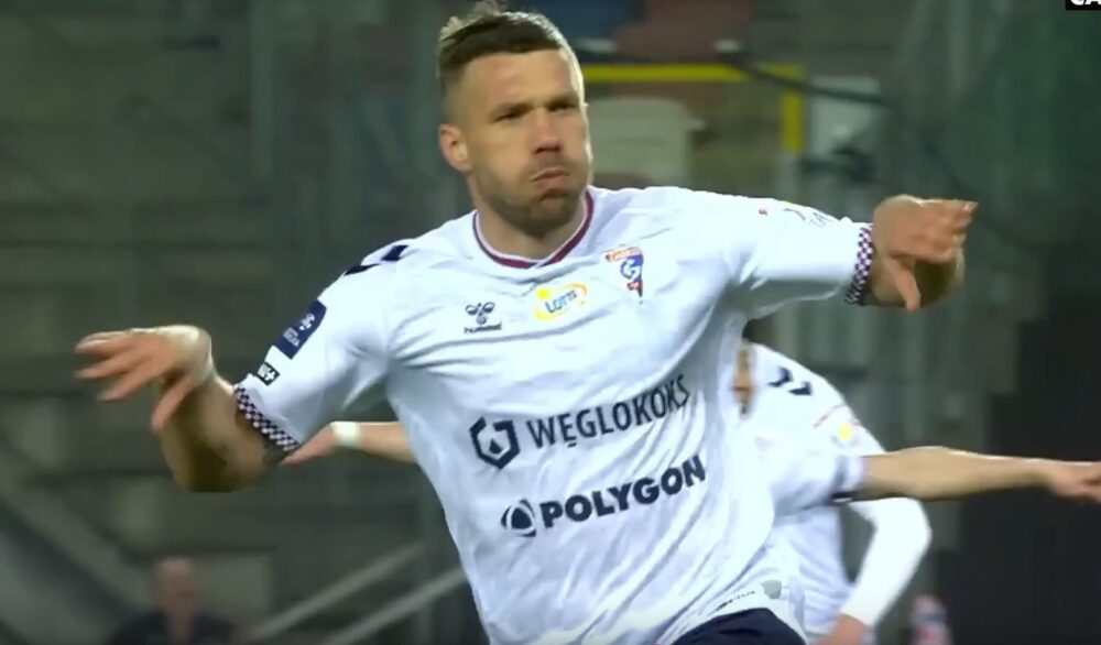 Zdjęcie okładkowe wpisu: Świat pozna Górnik Zabrze. Netflix pokaże film o Lukasu Podolskim