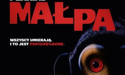 Zdjęcie okładkowe wpisu: Małpa – recenzja filmu. Wesoły cyrk Oza Perkinsa