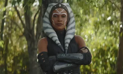 Zdjęcie okładkowe wpisu: Niech moc będzie z Wami! Gwiazda serialu Ahsoka dzieli się… siniakami