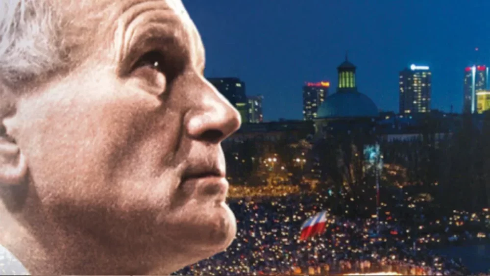 Zdjęcie okładkowe wpisu: Papież dalej robi szum w Polsce. 21:37 z dobrym wynikiem