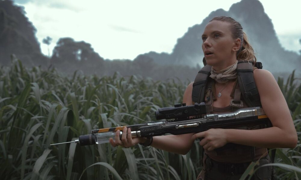 Zdjęcie okładkowe wpisu: Jurassic World Rebirth. Scarlett Johansson zapowiada film jako powrót do korzeni