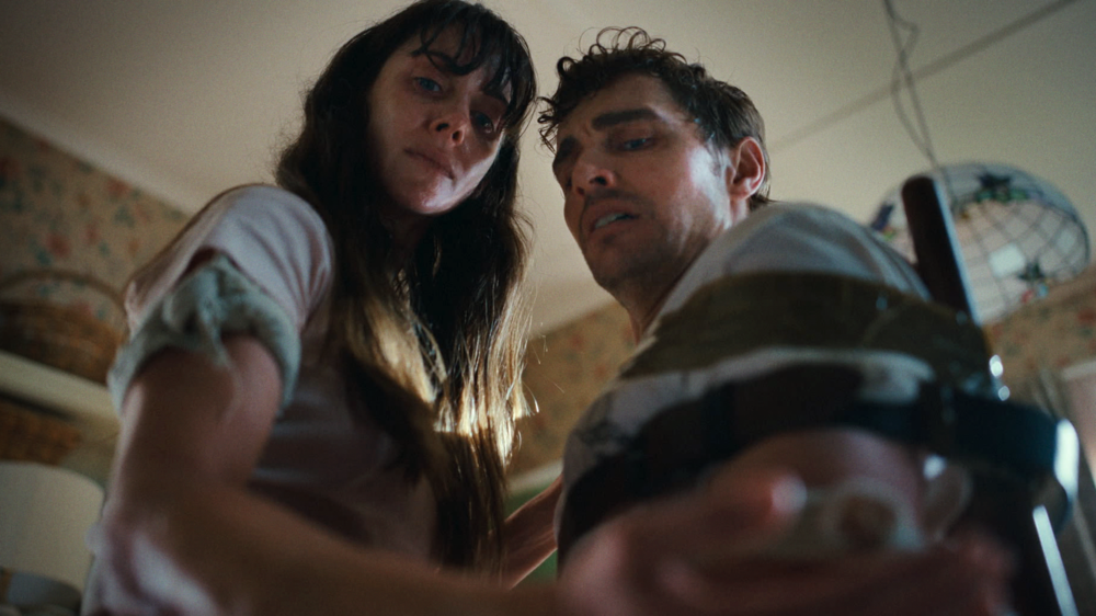 Zdjęcie okładkowe wpisu: Dave Franco świętuje 40. urodziny. Poznaj ciekawostki z życia aktora, który w Together zagrał ze swoją żoną, Alison Brie. Tego o nim mogliście nie wiedzieć!