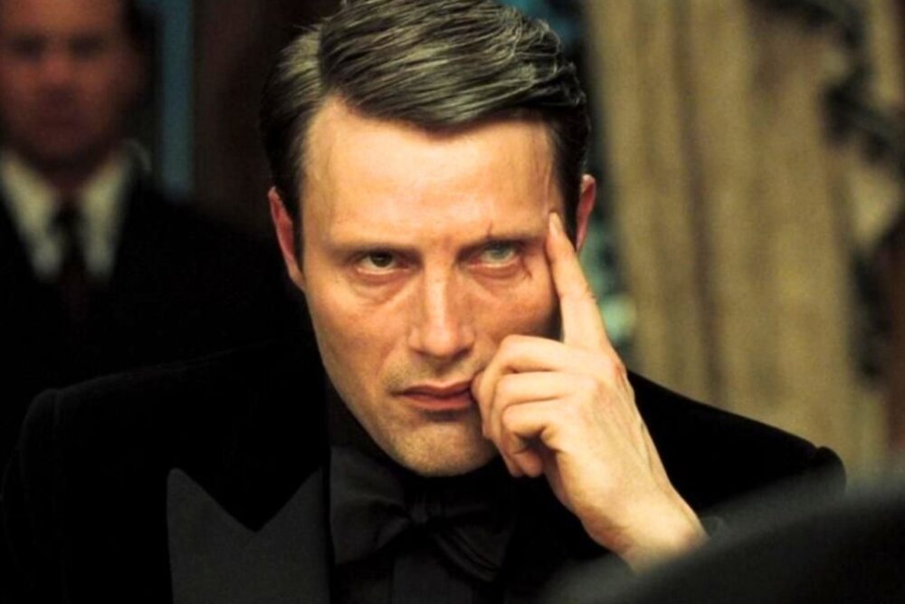 Zdjęcie okładkowe wpisu: Oto nowy James Bond w 007 First Light! Mads Mikkelsen wróci jako Le Chiffre!