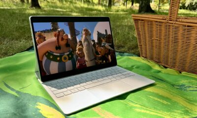 Zdjęcie okładkowe wpisu: Na czym oglądać w podróży? Ten tablet warto zabrać na wakacje