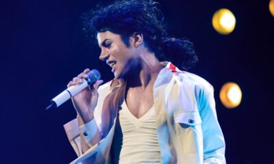 Zdjęcie okładkowe wpisu: Biografia Michaela Jacksona z nową datą premiery. Skąd kolejne opóźnienie?