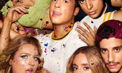 Zdjęcie okładkowe wpisu: Nadrabiaj miną (Overcompensating) – recenzja serialu. Coming out (of age)