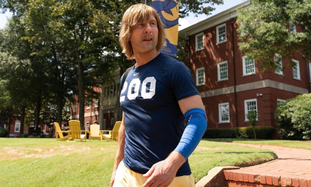 Zdjęcie okładkowe wpisu: Glen Powell nie do poznania w nowym serialu Hulu. Zobaczcie oficjalny zwiastun Chad Powers