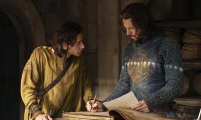 Zdjęcie okładkowe wpisu: Kultowy artefakt ponownie w Śródziemiu. Zobaczcie pierwszą zapowiedź miecza Elendila w serialu Władca Pierścieni: Pierścienie Władzy