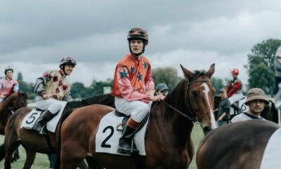 Zdjęcie okładkowe wpisu: Pierwszy teaser Wielkiej Warszawskiej odsłania czarną stronę wyścigów konnych